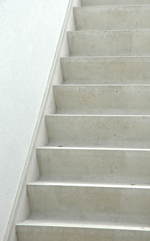 Cracked Stairs Repair in Des Moines, IA